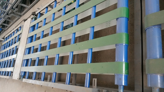 Зеленая панель стены строительного материала делая машину для нутряной внешней конструкции здания