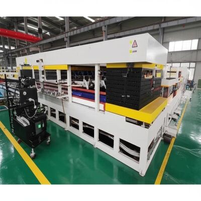 Теплообрабатывающая машина для сэндвич-панелей с бритвой Cr12 для производства стеновых панелей длиной 32 метра